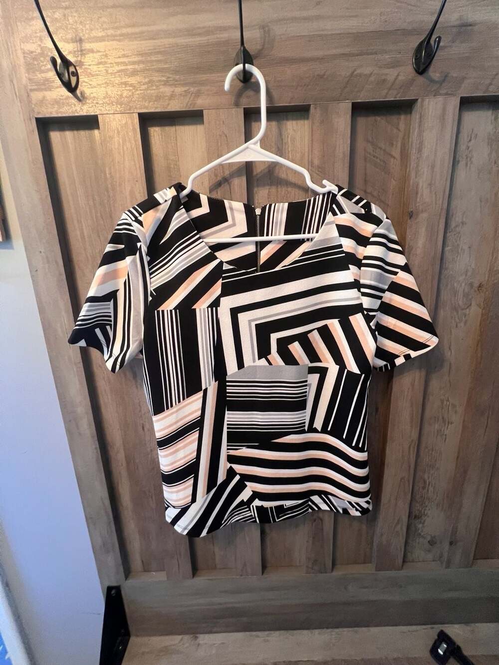 Jules & Leopold Geometric Striped Short Sleeve Top Black White Pink Size L